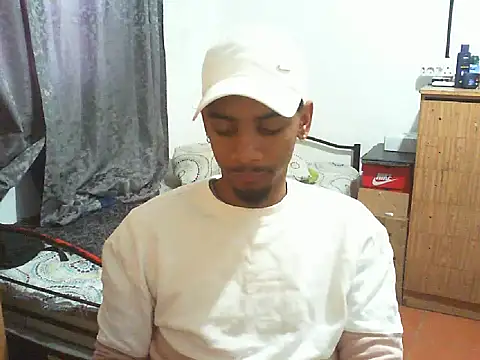 29YOURZ 28  online show from September 23, 8:57 am