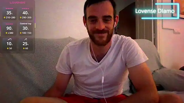 Snapshot of _NakedChef_ chatting on September 10, 5:22 pm  NakedChef  online show from September 10, 5:22 pm