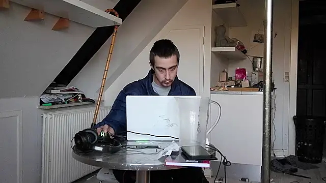 Stephanien online show from December 3, 12:59 pm