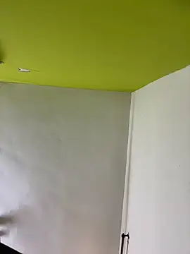 Snapshot of SinfulSensation chatting on October 11, 4:38 am SinfulSensation online show from October 11, 4:38 am