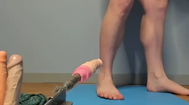 HomePornPonny online show from March 6, 8:05 pm