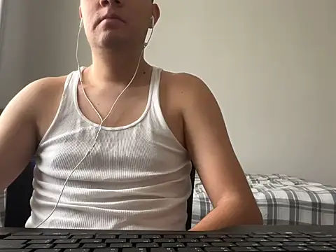 CarlosR4m online show from June 5, 1:06 pm