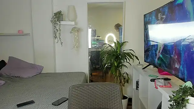 Snapshot of santy-kitty chatting on October 20, 4:16 am santy-kitty online show from October 20, 4:16 am