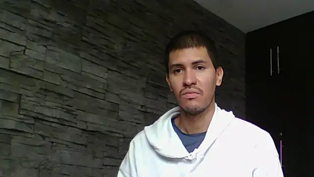 Sexylatin64 online show from May 17, 12:45 pm