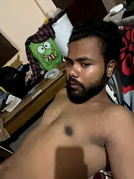 pura43 online show from October 3, 6:13 pm