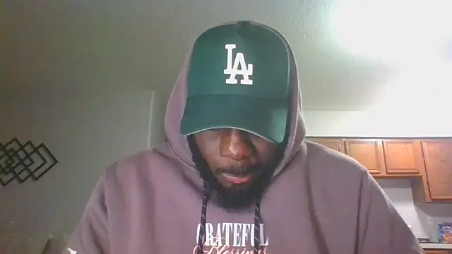 Stayinalive1992 online show from October 28, 1:08 am