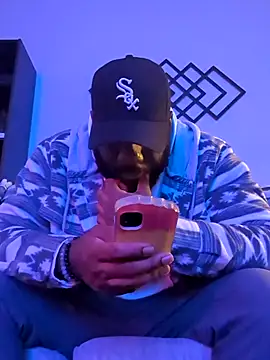 Stayinalive1992 online show from January 21, 7:17 am