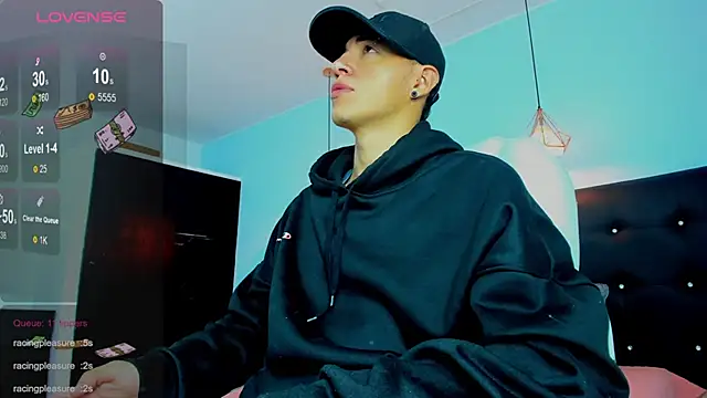 Lobo 17  online show from November 25, 3:41 am