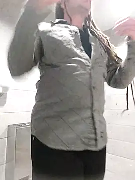 QcMisterv13 online show from November 11, 8:25 pm