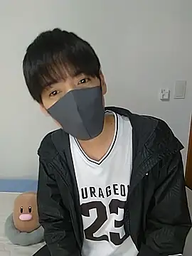 itsme LEON online show from March 10, 1:00 pm