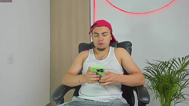 kalivan voinesscu online show from February 23, 6:59 am