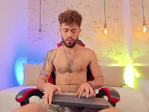 rikkostuff online show from October 6, 4:33 pm