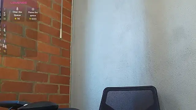 Leandro valenzuela online show from April 10, 4:03 pm