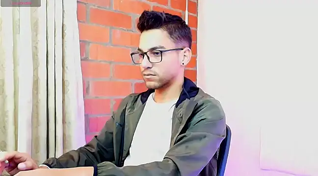 Leandro valenzuela online show from March 17, 6:11 pm