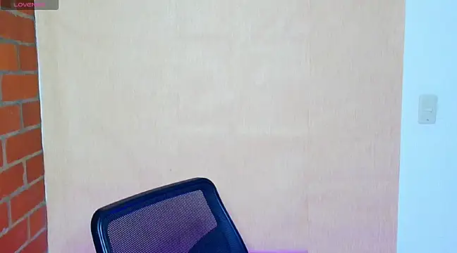 Leandro valenzuela online show from March 4, 12:50 am