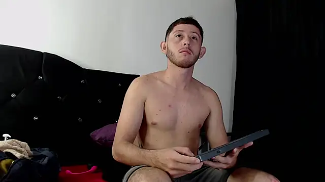 louis bcasta1 online show from January 31, 11:03 am