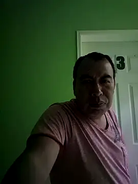 Snapshot of Piter1022 chatting on September 15, 11:28 pm Piter1022 online show from September 15, 11:28 pm