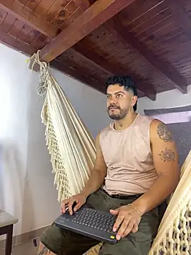 AndresSmith   online show from May 28, 6:39 pm