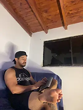 AndresSmith   online show from February 28, 9:52 am