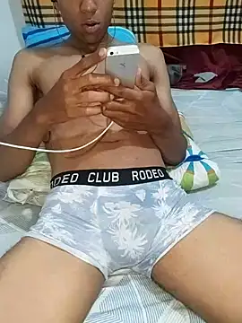 Snapshot of Arturo_Stone chatting on February 5, 5:20 am Arturo Stone online show from February 5, 5:20 am