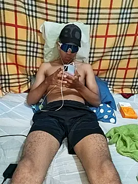 Snapshot of Arturo_Stone chatting on November 2, 1:32 am Arturo Stone online show from November 2, 1:32 am