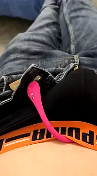 Snapshot of geilehecke1 chatting on December 19, 5:08 pm geilehecke1 online show from December 19, 5:08 pm