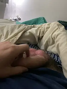 Julian 23312 online show from April 22, 8:13 pm