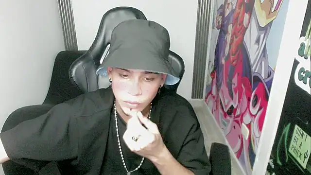 zacariasss  online show from December 28, 2:54 am