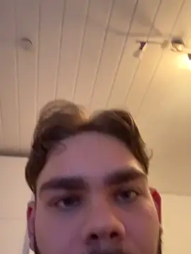 JuNIs  online show from September 23, 9:25 pm