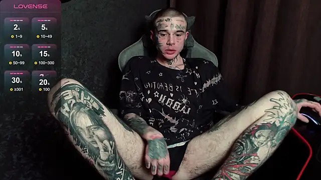 Snapshot of lonelycrystal chatting on October 17, 9:19 pm lonelycrystal online show from October 17, 9:19 pm