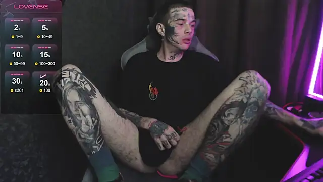 Snapshot of lonelycrystal chatting on January 10, 5:24 pm lonelycrystal online show from January 10, 5:24 pm