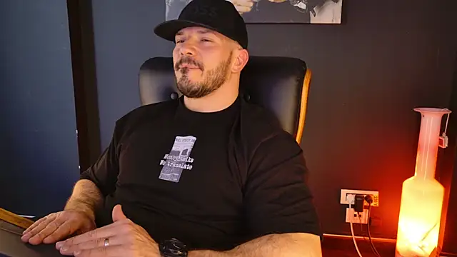 AngeloEric online show from March 26, 12:42 pm