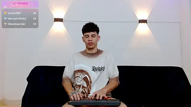 Snapshot of jeff_ross chatting on September 15, 11:55 am jeff ross online show from September 15, 11:55 am