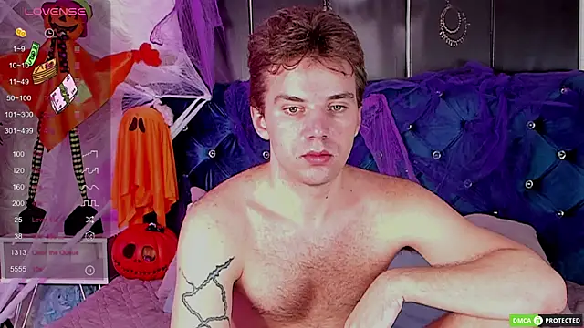 Snapshot of ArthurWhitee chatting on October 23, 3:54 am ArthurWhitee online show from October 23, 3:54 am