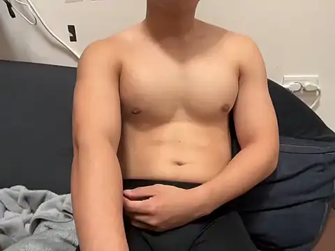 Alex1069 online show from March 17, 1:35 pm