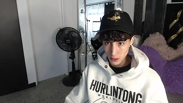 gojo satoru 18 online show from March 12, 11:53 am