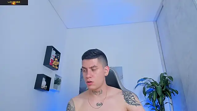 Yeiko Romero  online show from September 21, 4:56 am