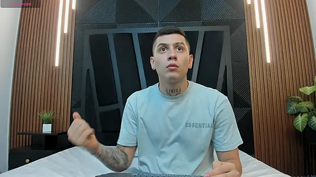 Yeiko Romero  online show from March 4, 5:24 pm