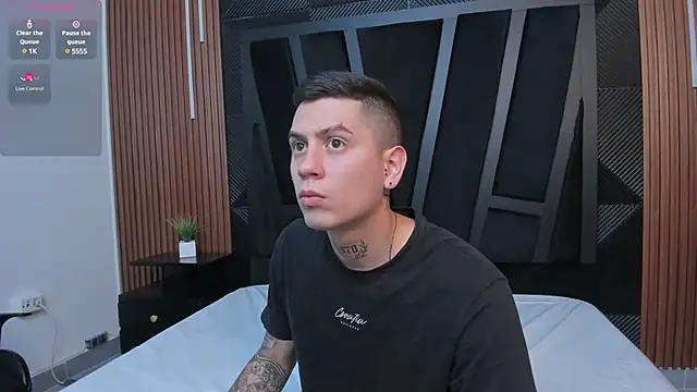 Yeiko Romero  online show from March 3, 5:23 pm