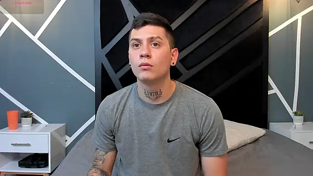 Yeiko Romero  online show from January 15, 5:26 pm