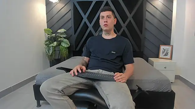 Yeiko Romero  online show from January 7, 11:14 pm