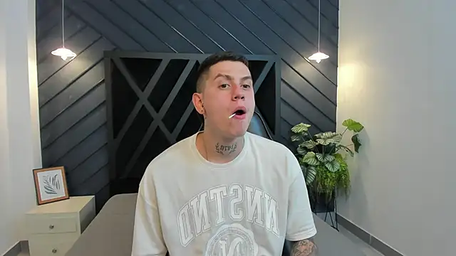 Yeiko Romero  online show from February 26, 5:07 pm