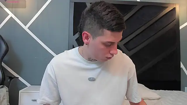 Yeiko Romero  online show from January 23, 5:10 pm