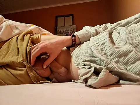 Josephine LIVE online show from February 20, 9:16 pm