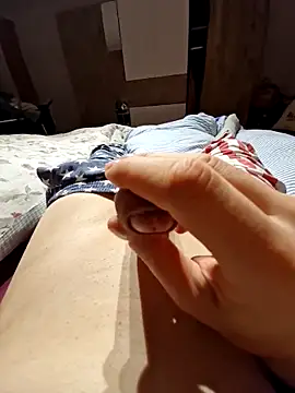 Josephine LIVE online show from November 15, 7:27 pm