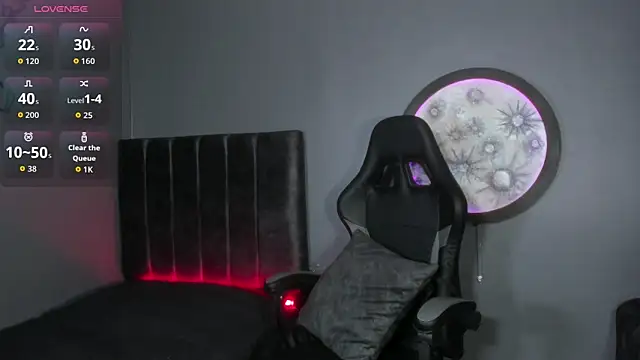 khriss brown online show from October 9, 10:03 pm