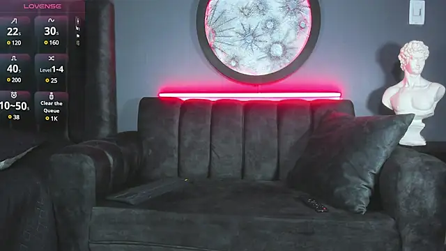 khriss brown online show from February 12, 9:43 pm