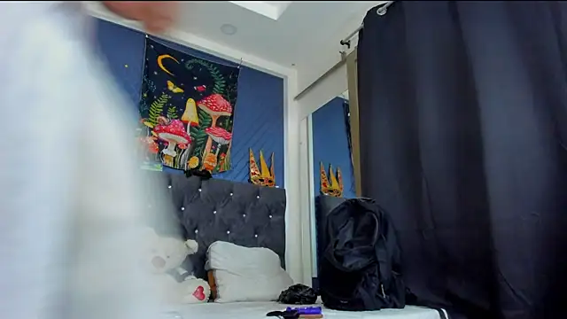 leondevereda online show from March 12, 7:17 pm