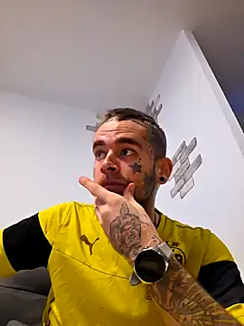 Snapshot of Jerryeno chatting on November 1, 4:05 am Jerryeno online show from November 1, 4:05 am