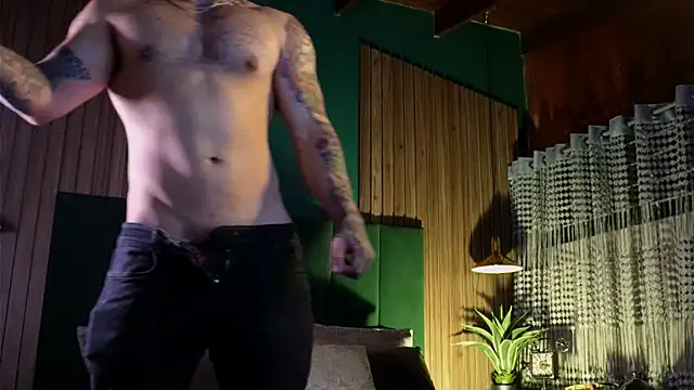 LeoSalvatore  online show from March 13, 3:11 am